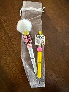 NEW Decorative Novelty Pen Set